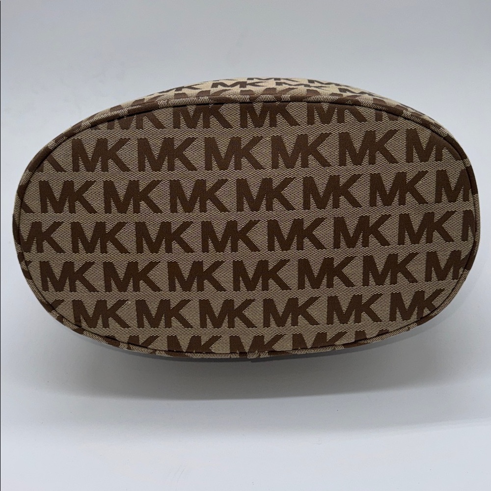 MICHAEL KORS BEIGE BROWN JACQUARD MK SIGNATURE TOTE BAG PURSE NEW - Picture 5 of 9